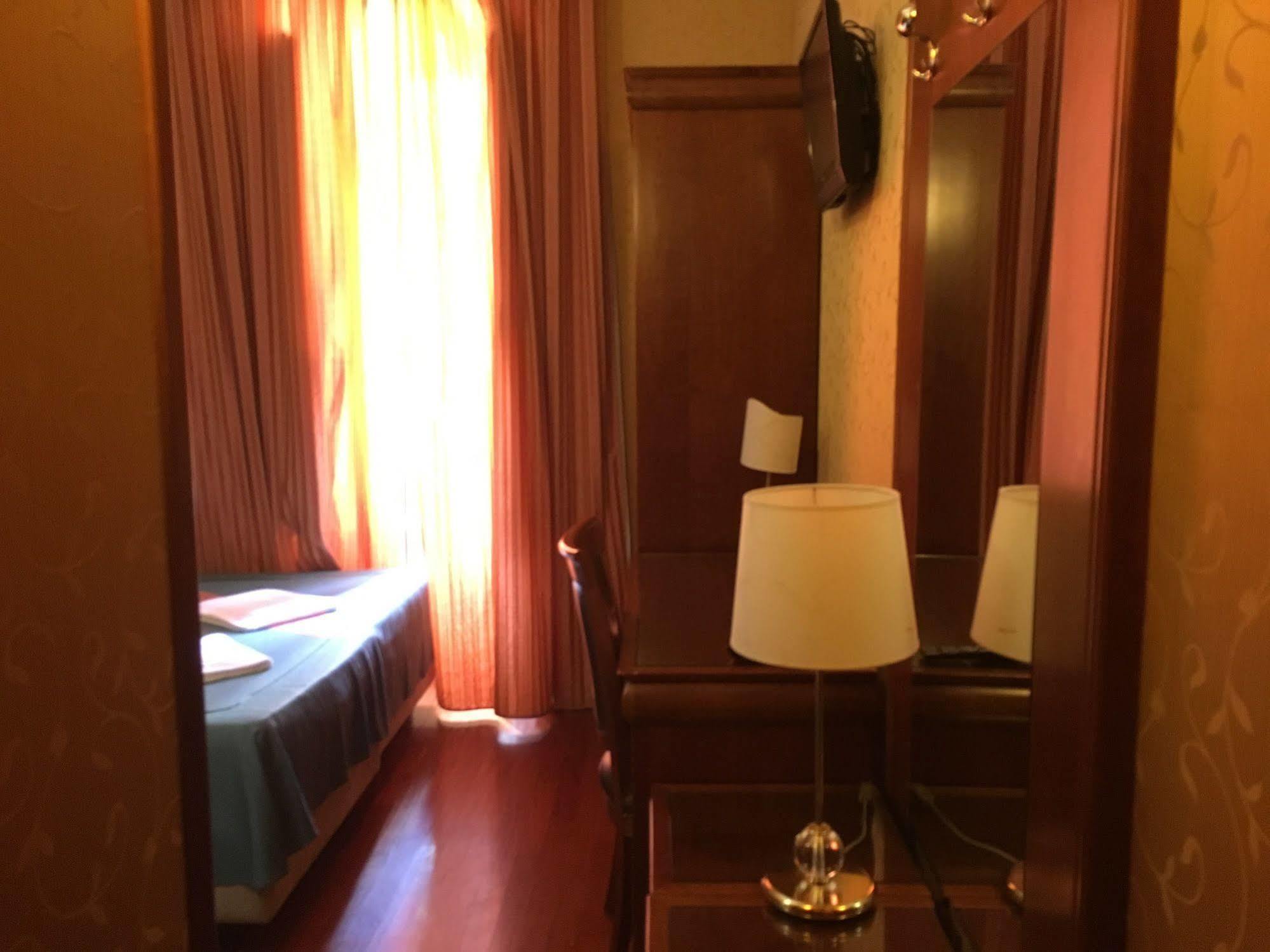 Hotel Divine Rom Eksteriør billede