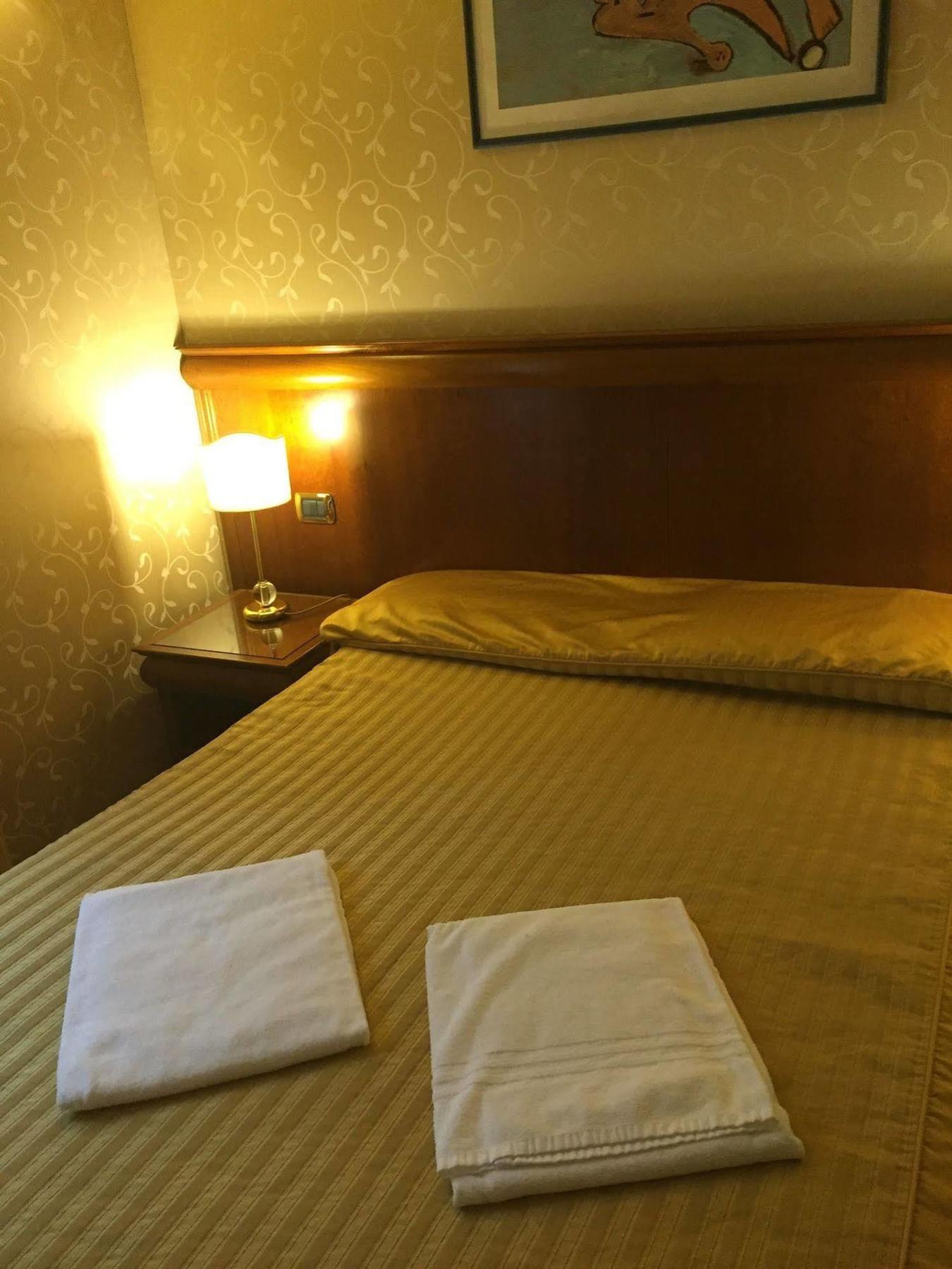Hotel Divine Rom Eksteriør billede