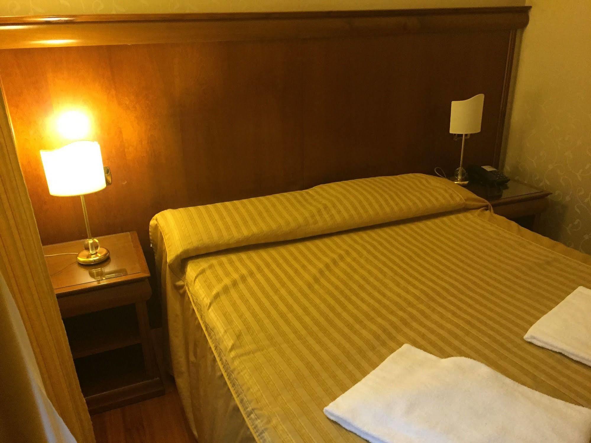 Hotel Divine Rom Eksteriør billede