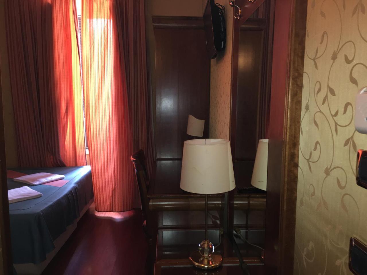 Hotel Divine Rom Eksteriør billede
